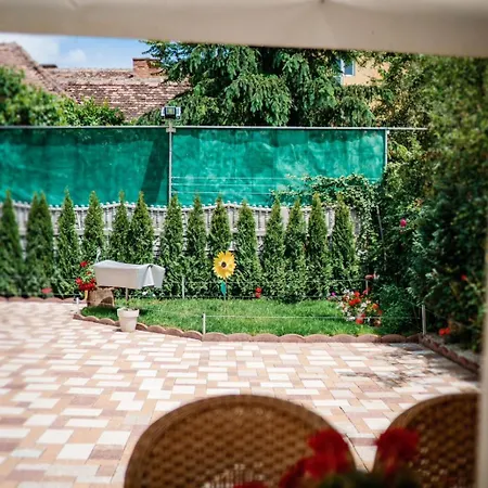 Dadi House